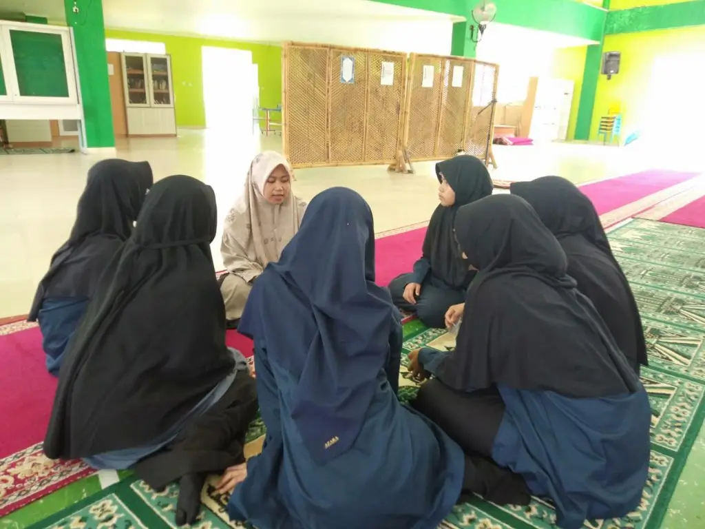 Kerja TIM dalam Tugas Proyek Digital didampingi Tim dari Fata Institute