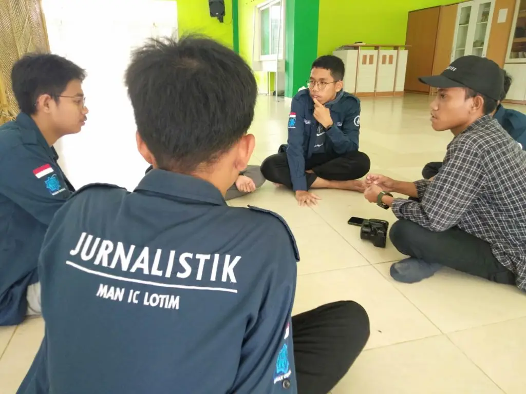 Kerja TIM dalam Tugas Proyek Digital didampingi Tim dari Fata Institute