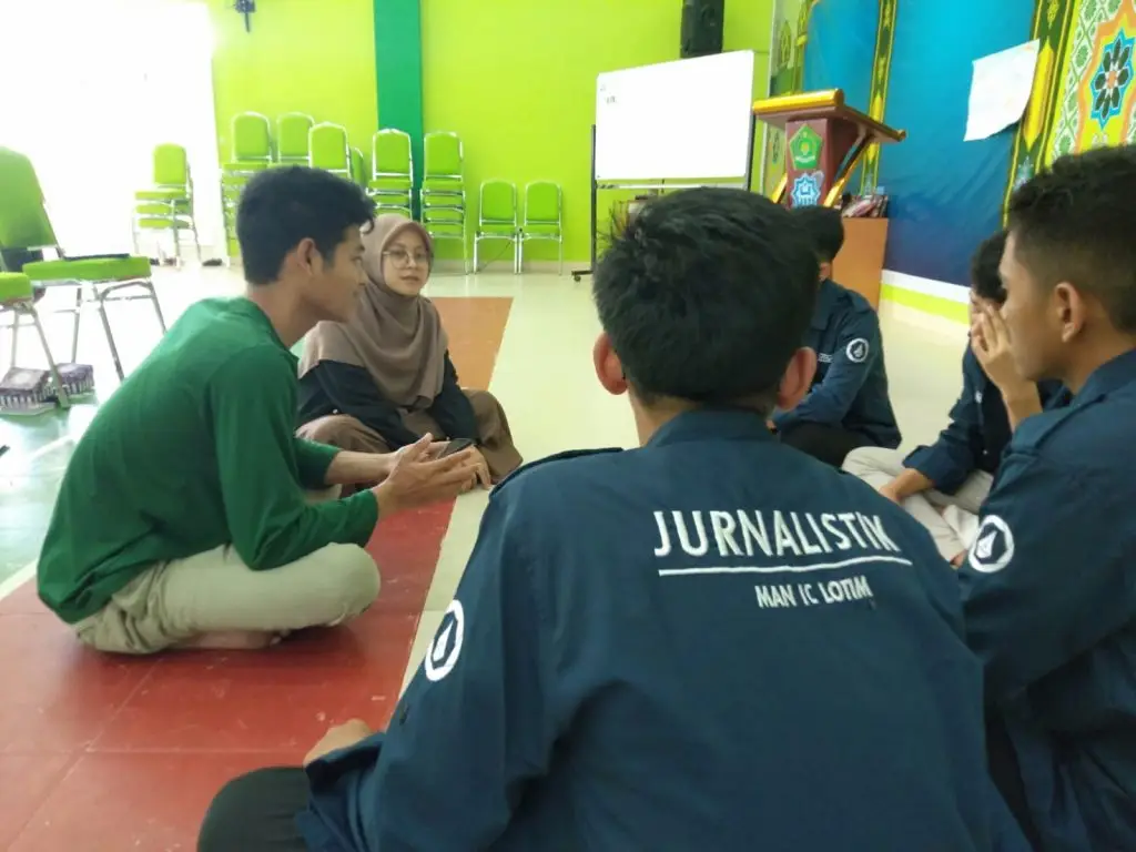 Kerja TIM dalam Tugas Proyek Digital didampingi Tim dari Fata Institute